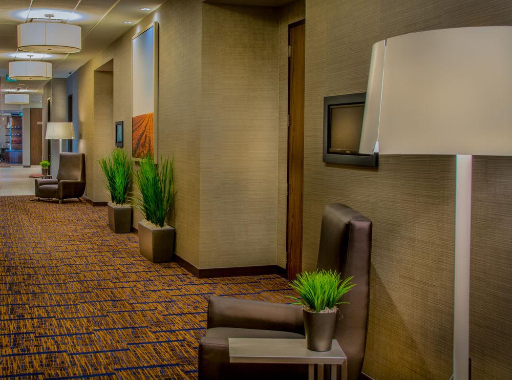 Courtyard By Marriott Winnipeg Airport Exterior foto